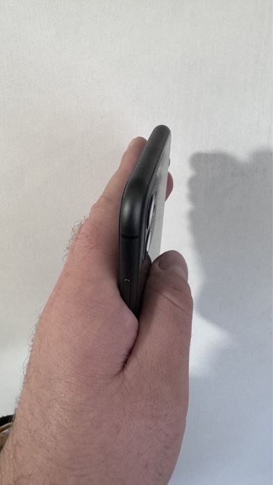 Корпус iPhone 11