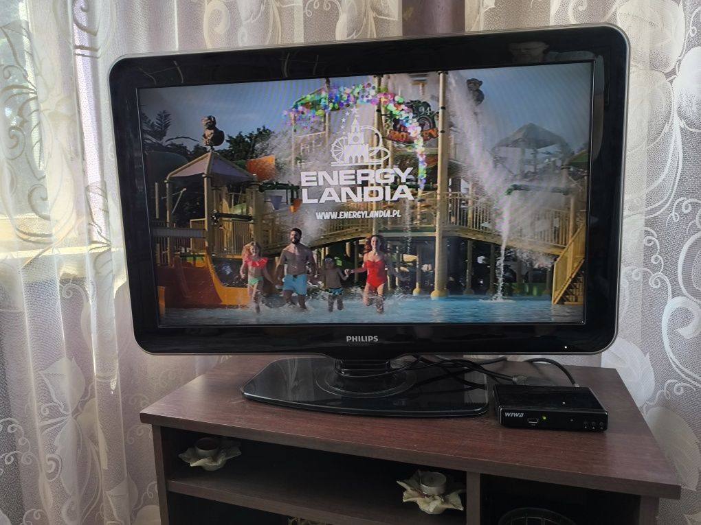 Telewizor PHILIPS 32' z dekoderem