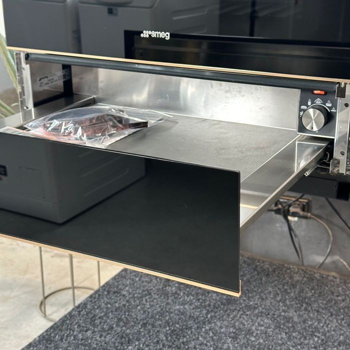 підігрів посуду Smeg CPR615NR