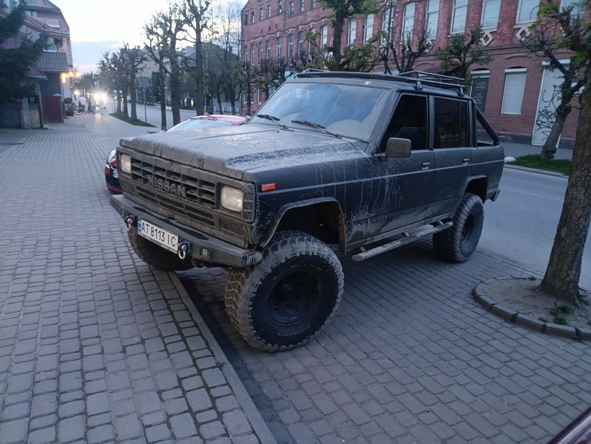Ніссан Патрол к260