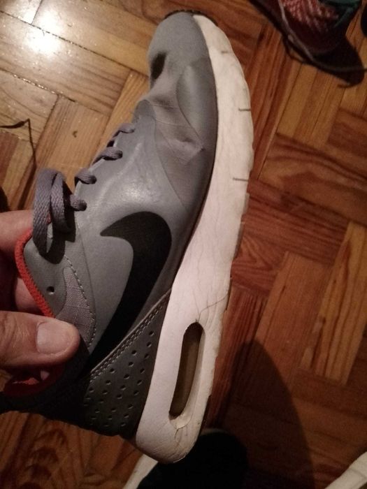 Sapatilhas Nike Cinzentas  Belas Nº 36,5 - 9E -Outras Nike-2E Desde 2E