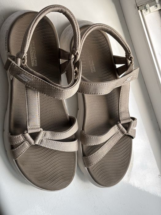 Жіночі сандалі Skechers