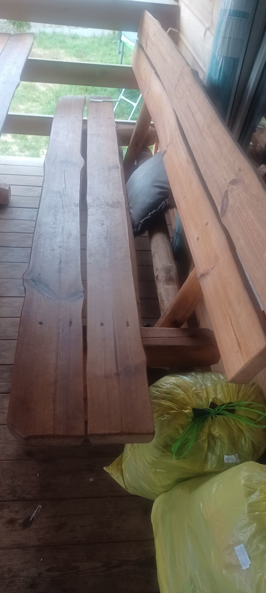 2 ławki z litego drewna