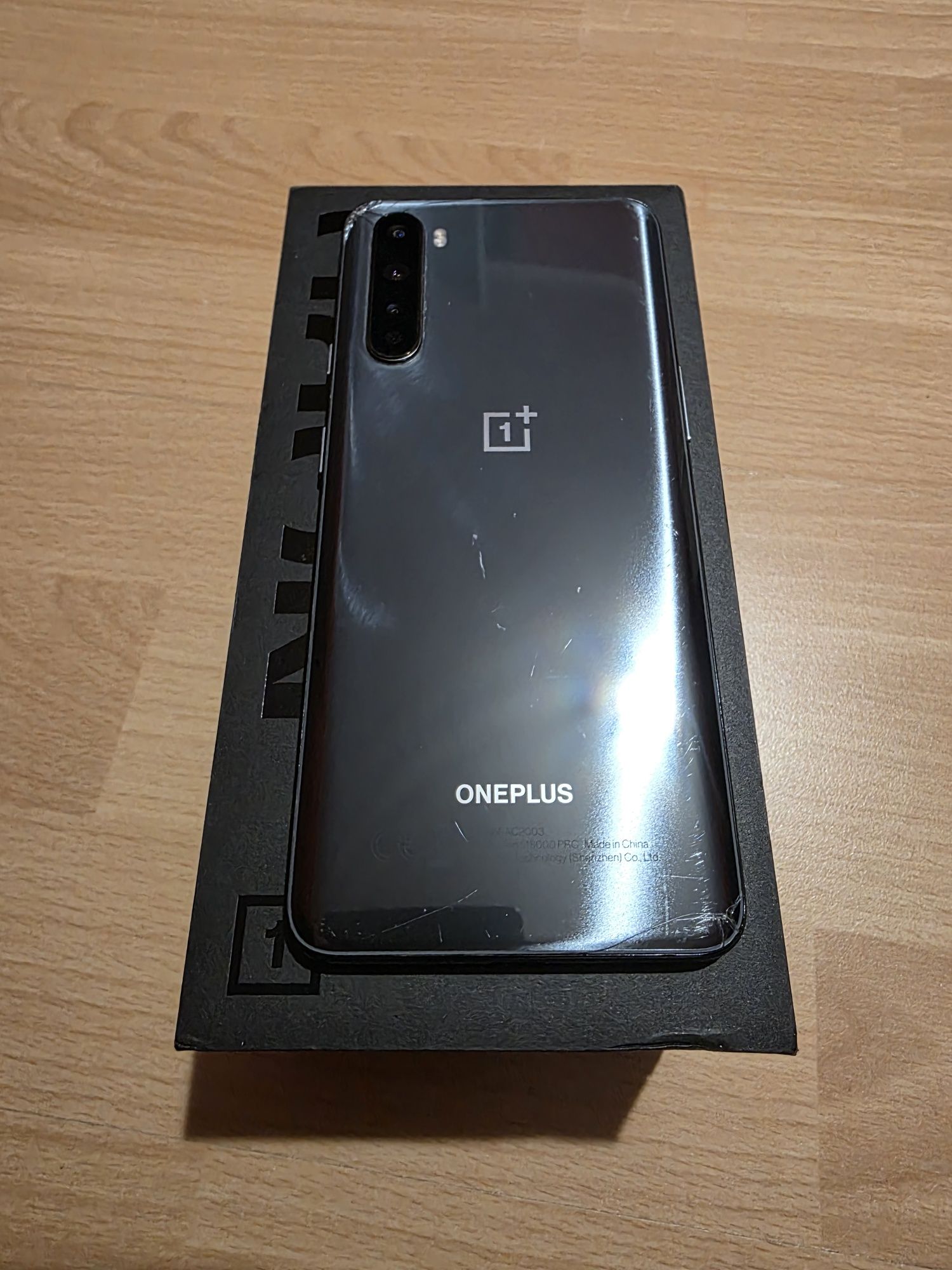 One Plus Nord 128GB 8GB AC2003 gray, cały komplet