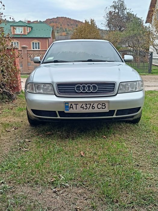 Продам Ауді  А4 2000р.