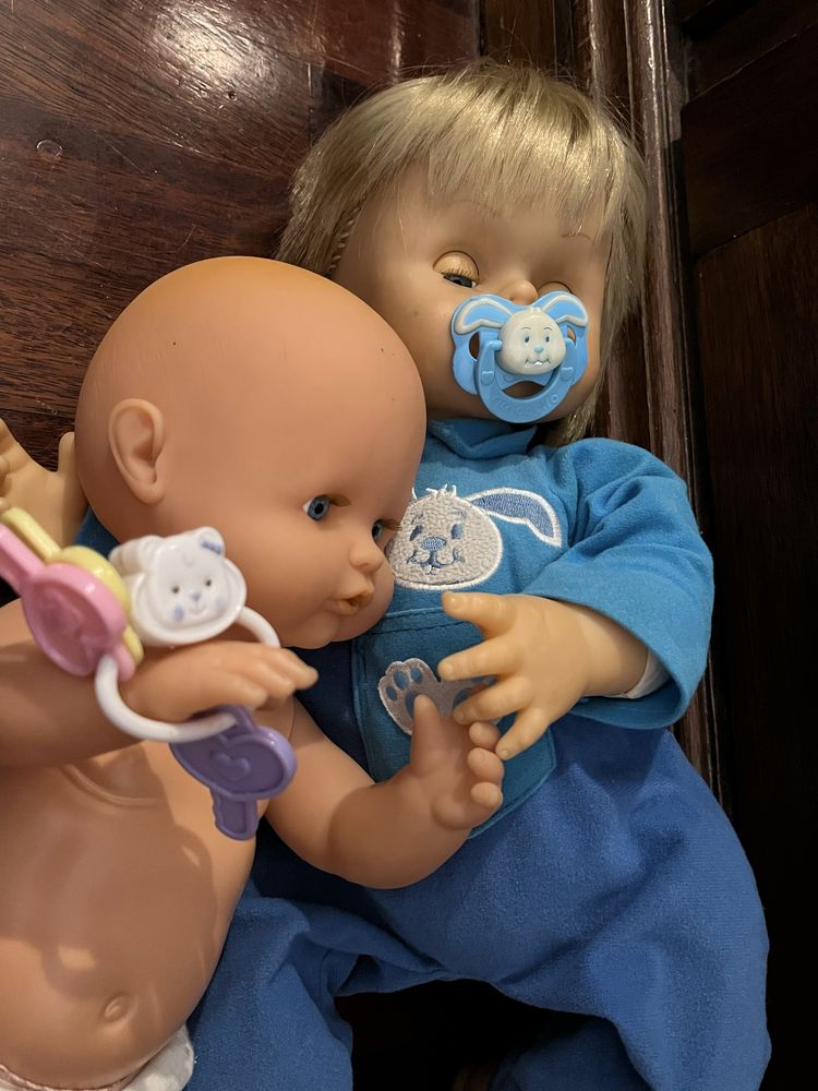Bonecos bebés em excelente estado