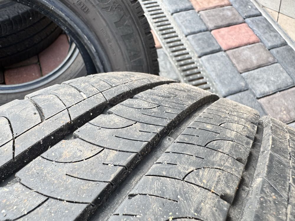 215/65/r15c lato ford custom prod. 07/2023r lato goodyear
