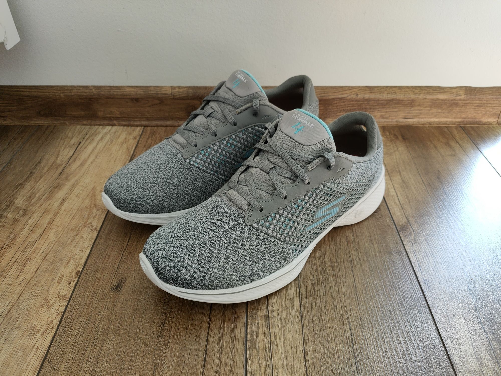 Sneakersy Skechers Gowalk 4 Goga Max 5 Gen r. 41 28cm