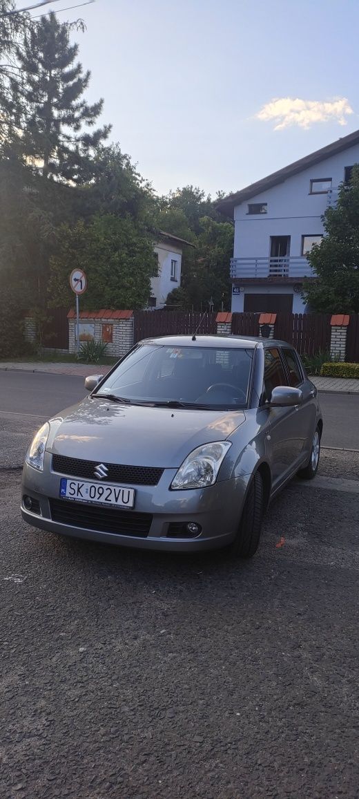 Suzuki Swift 1.5 100 KM. GAZ. Sprzedam.