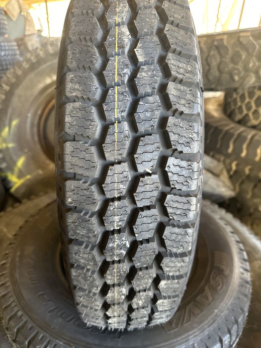 Шини 185r15c sava нова