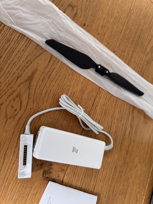 Dron Xiaomi Fimi X8 SE 2020 zestaw + dodatki stan jak nowy okazja