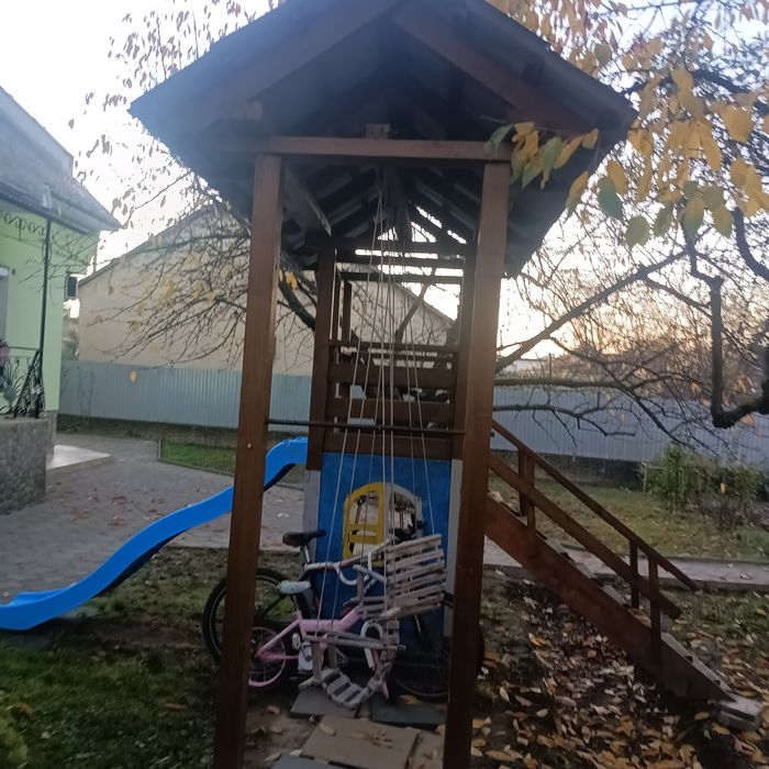 Дитячий майданчик