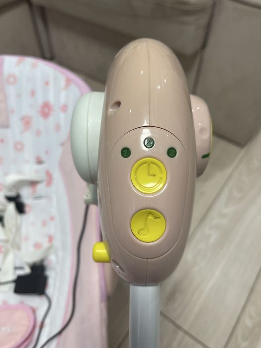 Дитяча гойдалка для немовлят. Заколисуючий центр. Крісло-гойдалка