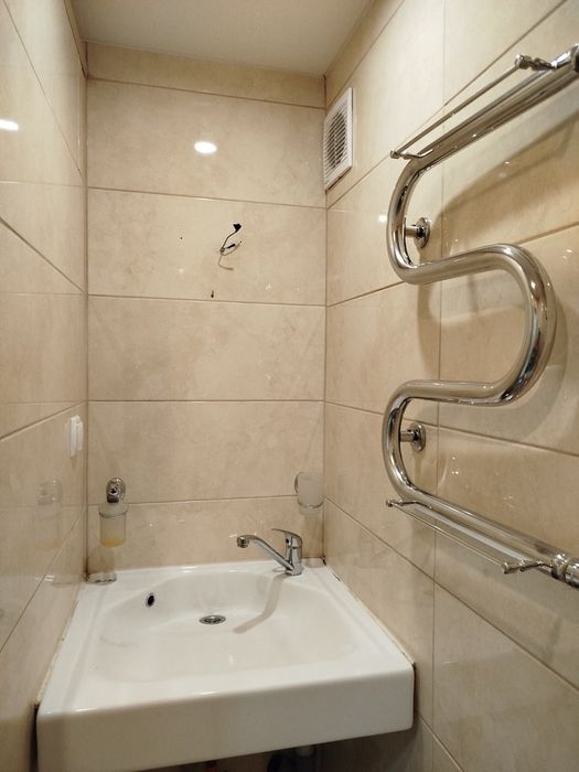 Актуально! 1-ая кв. 2/5 р-н Варуса, Гагарина