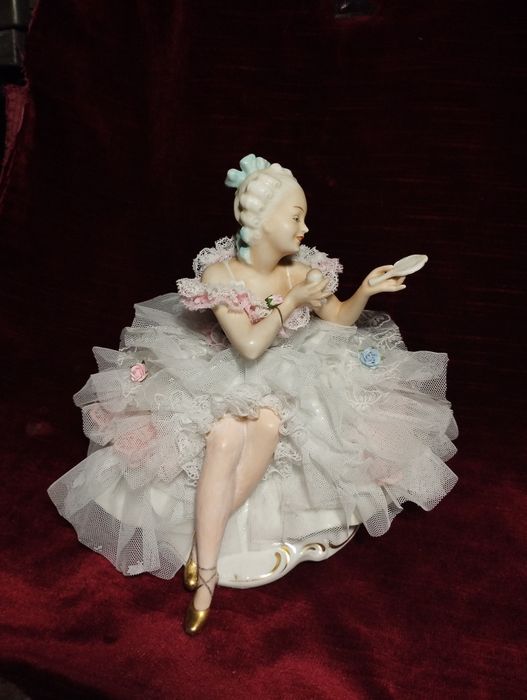 Кружевница "Балерина с зеркальцем", 20 см, SchauBachKunst, Германия