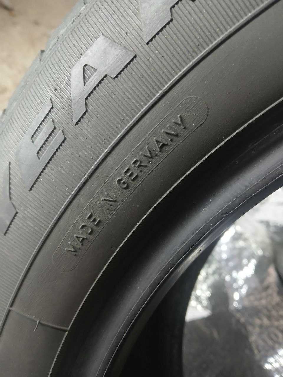 Шини Goodyear 235/55R17. 4шт.Літо. (0577).