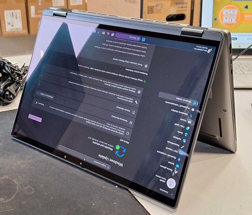 Laptop Dell Latitude 7440 2w1 i7-1365U/ Tryb Tabletu 14" /16 GB/256GB/