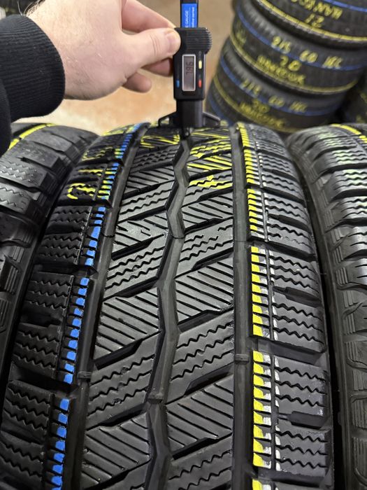 Шины Бу 215 65 R 16 C Hankook winter Icept Lv зима
