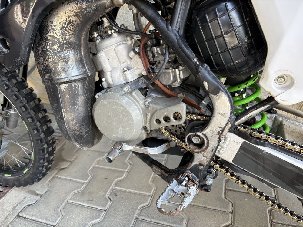 Kawasaki kx 85 cross yz kx rm