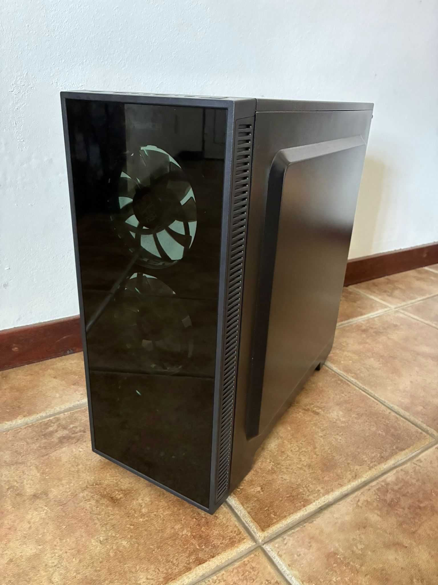 PC Gaming Ryzen 5 5600X + RX 6600 XT