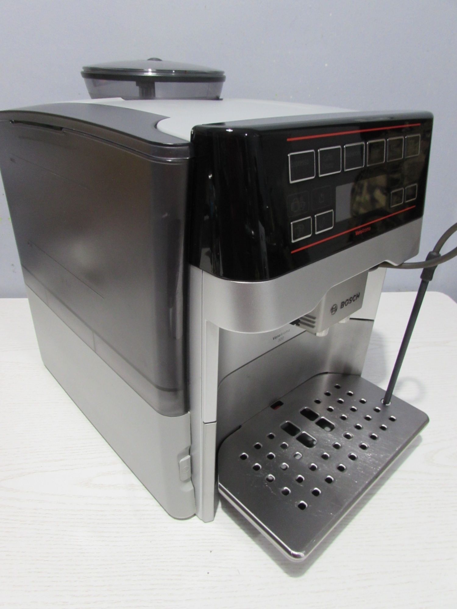 Ekspres ciśnieniowy Bosch veroAroma 300