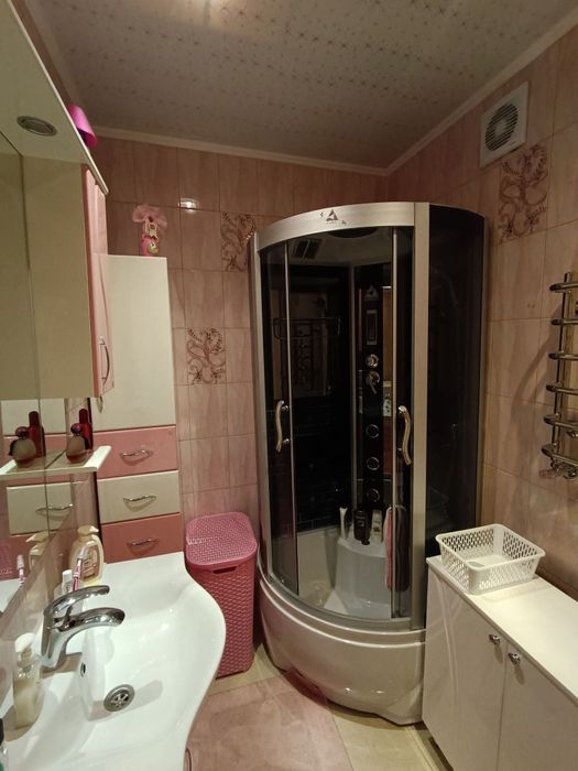 1 кімнатна в НОВОБУДОВІ м.Шептицький
в