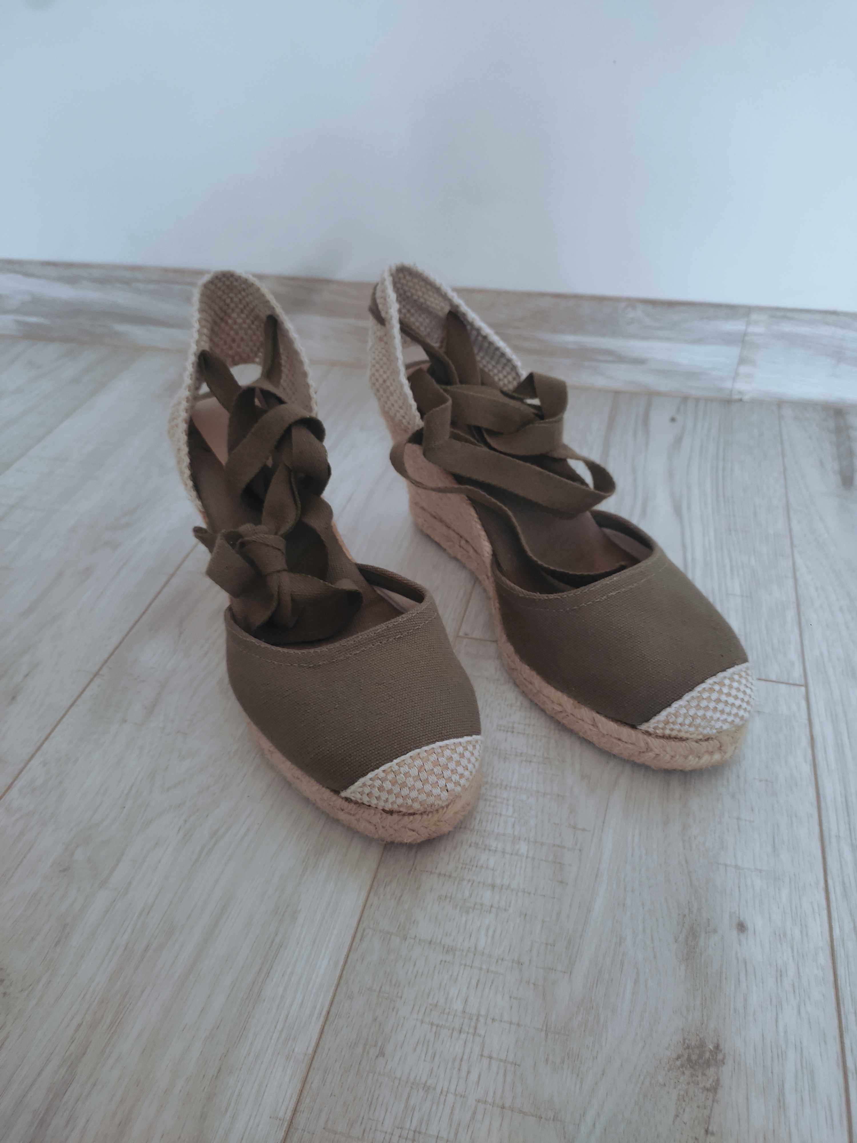 Espadryle koturny wiązane roz 39