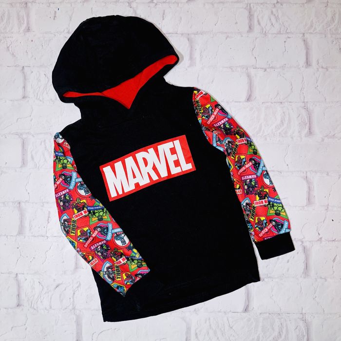 Фірмові худі, світшоти, лонгсліви Mario Star wars Marvel