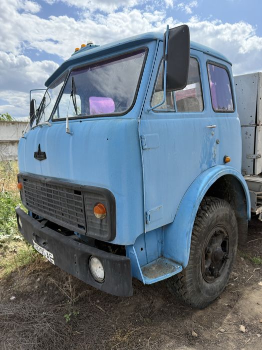 Тягач  МАЗ - 504, Напівпричепом