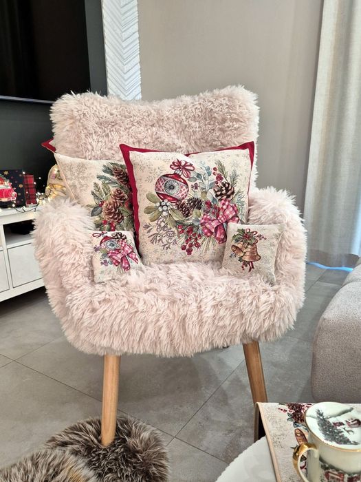 Poszewka 45x45 cm gobelinowa dekoracyjna ze stroikiem świątecznym 1320