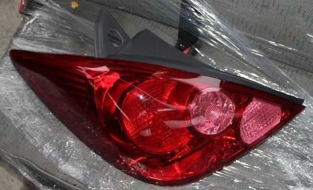 Фонарь стоп Nissan Tiida 2005-2012 фонари Ниссан Тиида