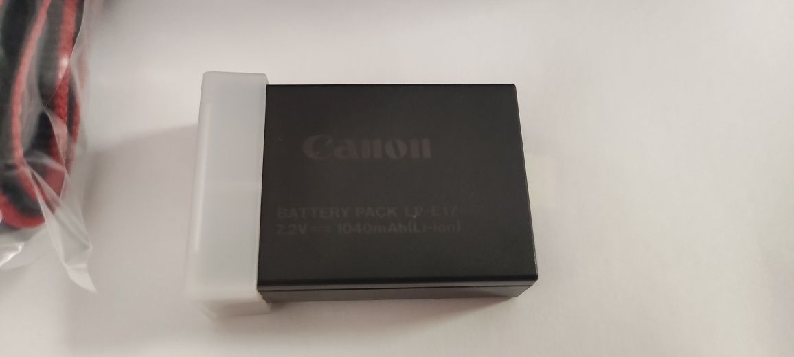 Canon EOS RP Full-Frame, como nova (menos de 400 disparos)