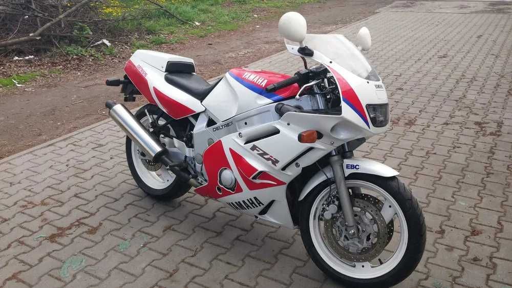 Yamaha FZR 600 3HE Genesis (nie CBR GSXR Ninja Zx)