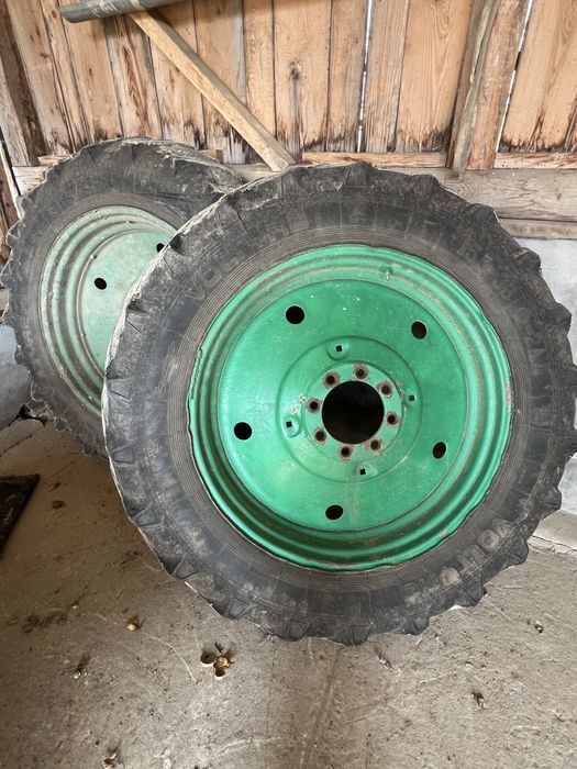Колеса (шини , диски ) на трактор юмз, т-40