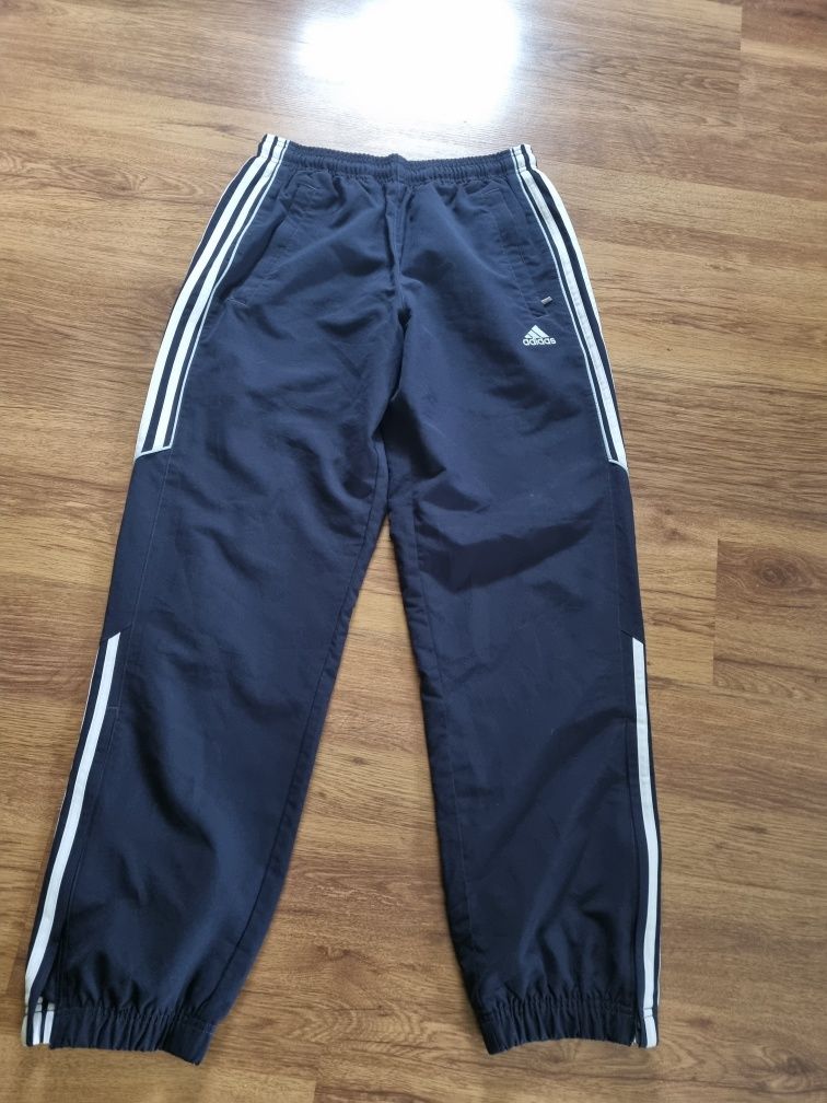 Spodnie Adidas S/ M oryginalne dresowe sport