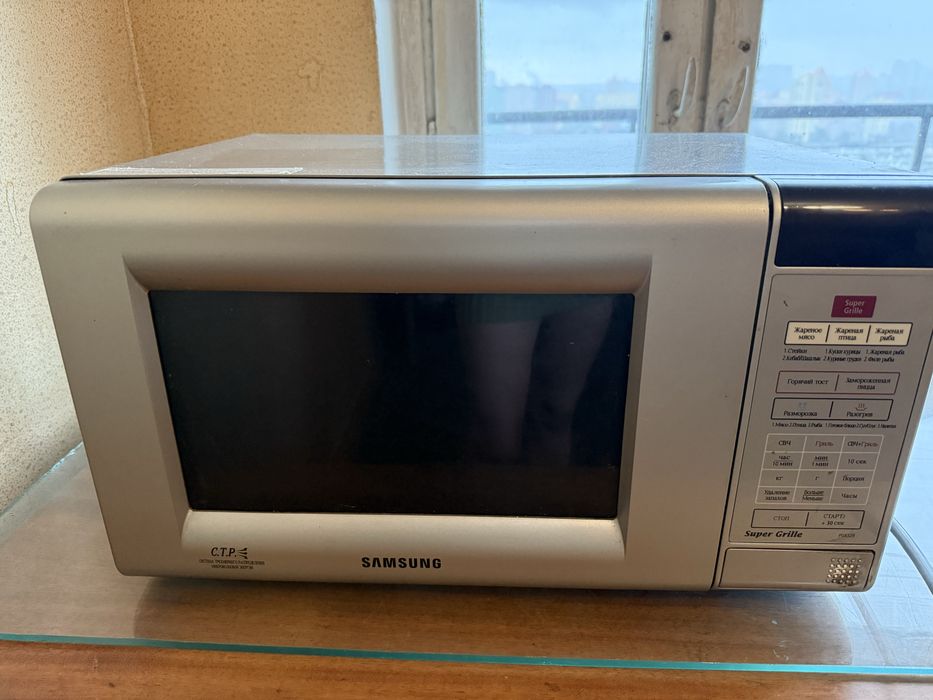 Мікрохвильова піч на ЗАПЧАСТИНИ, микроволновка НЕРАБОЧАЯ