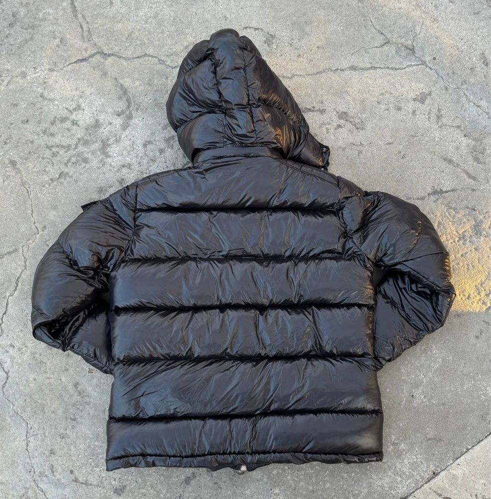 Куртка Moncler, NFC працює! розпродаж!