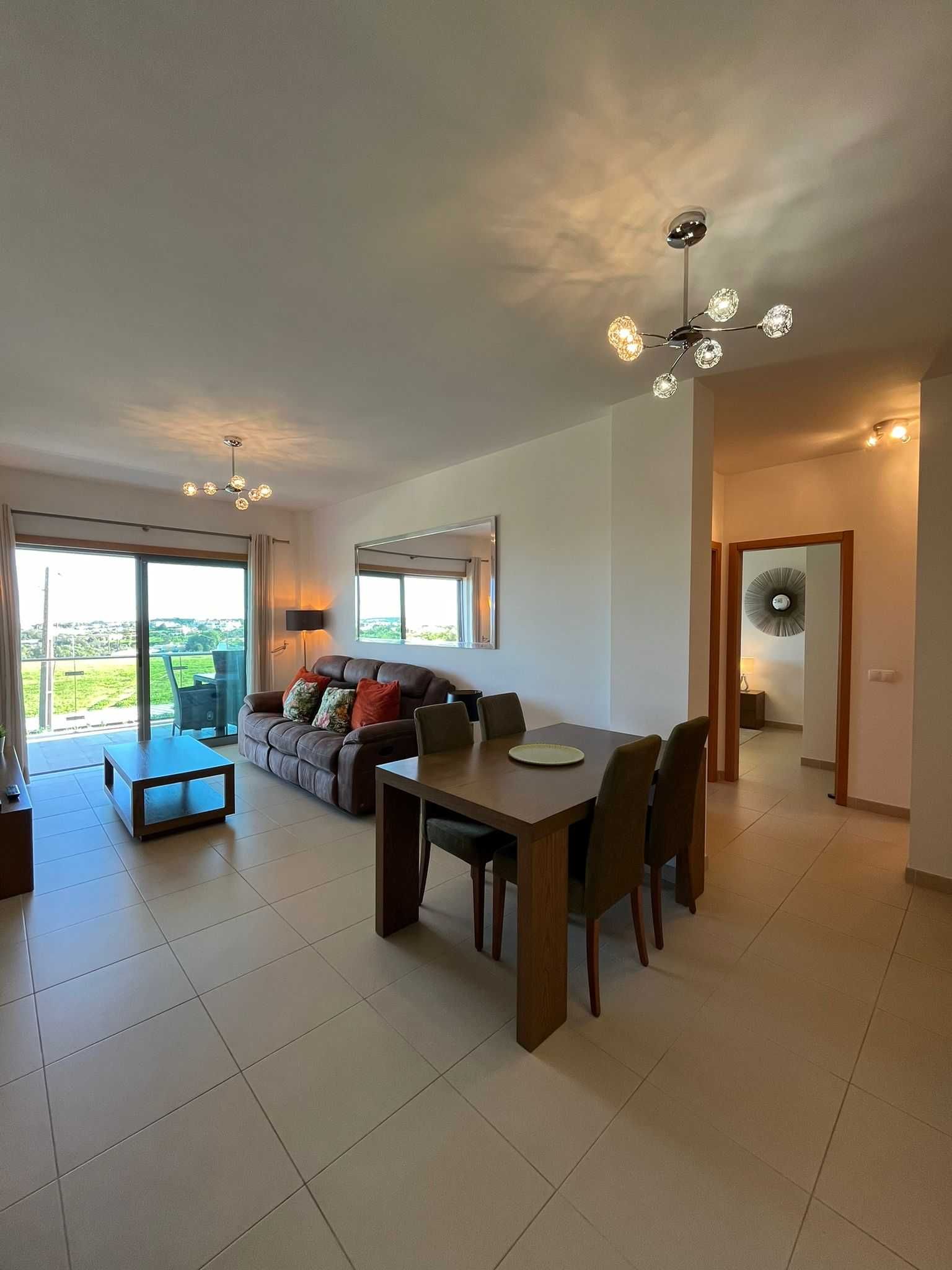 V2 em Condominio com Piscina