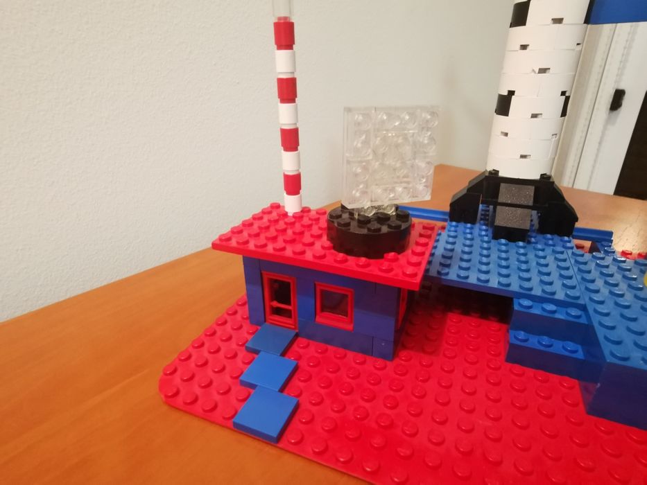 Lego 358 Rocket base