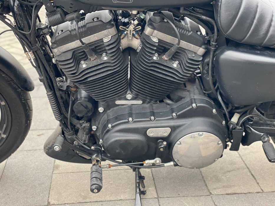 Мотоцикл Harley-Davidson 883 2017