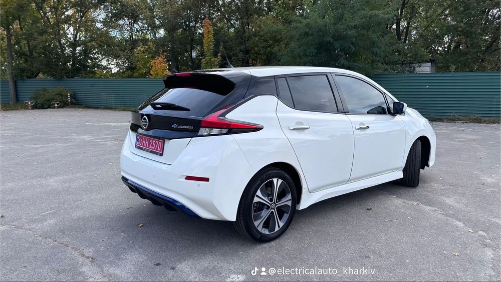 Продам Nissan Leaf 40 kwt
