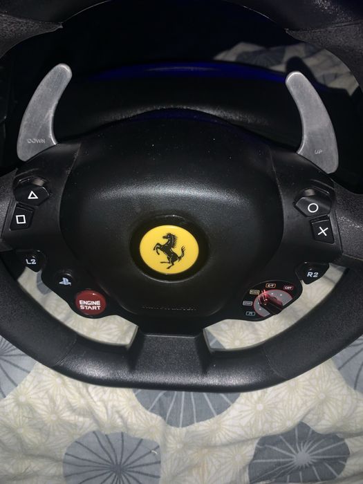 Volante thrustmaster