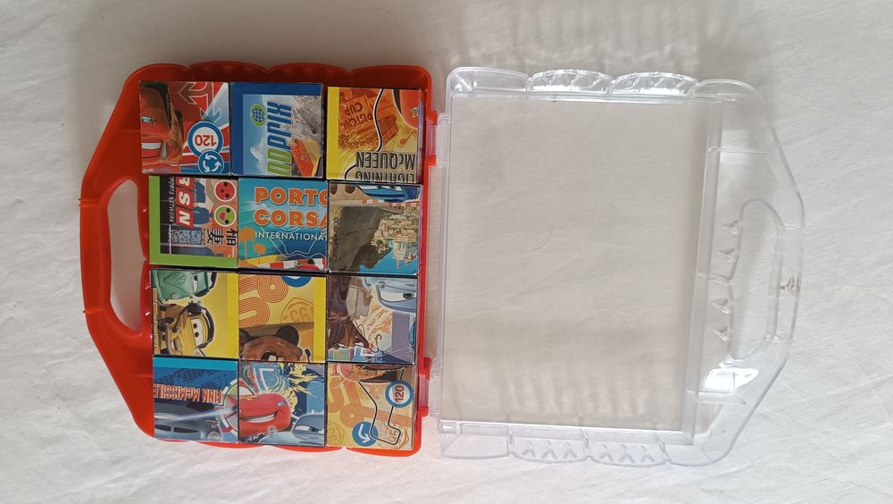 Cubos Puzzle Cars da Disney.