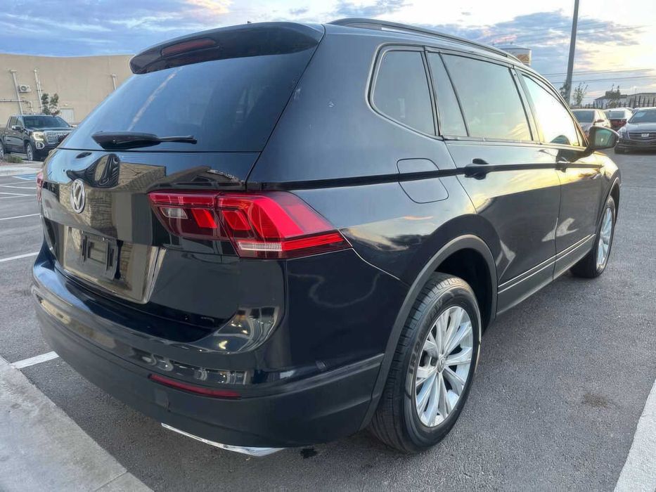 Volkswagen Tiguan S      2020