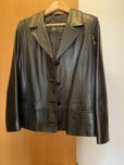 Blazer de senhora em pele genuina