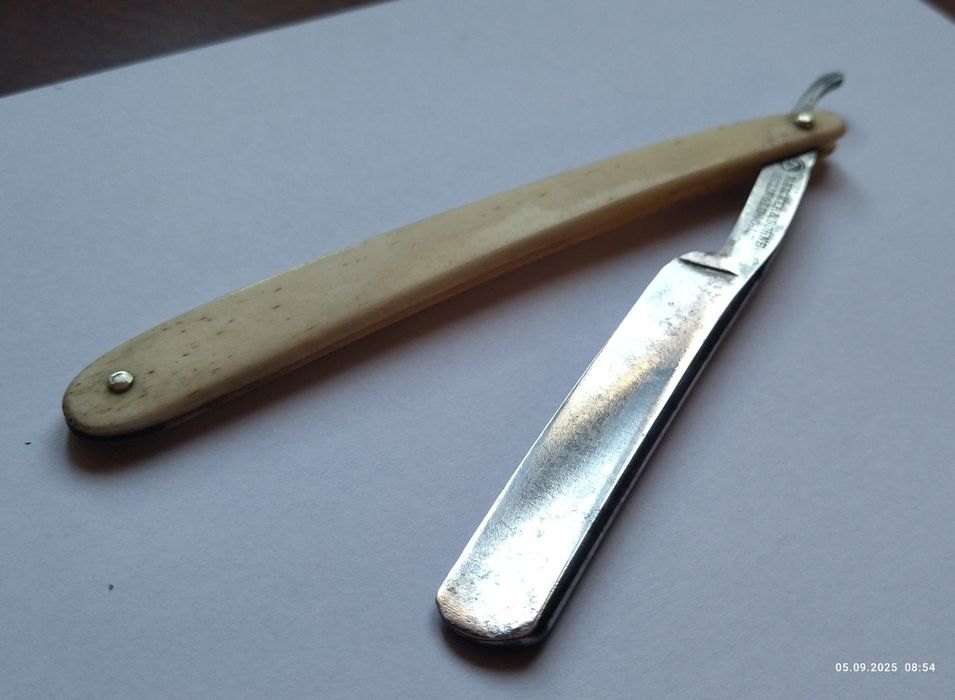 Solingen BIEDERMEIER. (Wald-Solingen)бритва