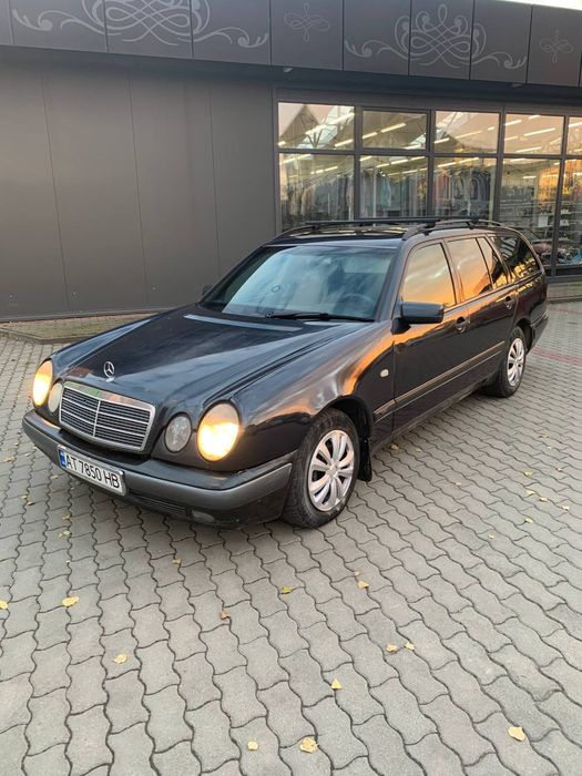 Мерс 210 універсал