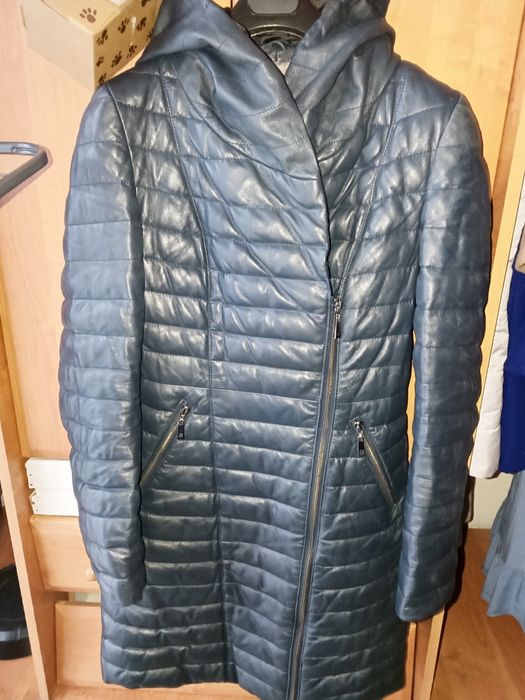 Кожаный женский пуховик S