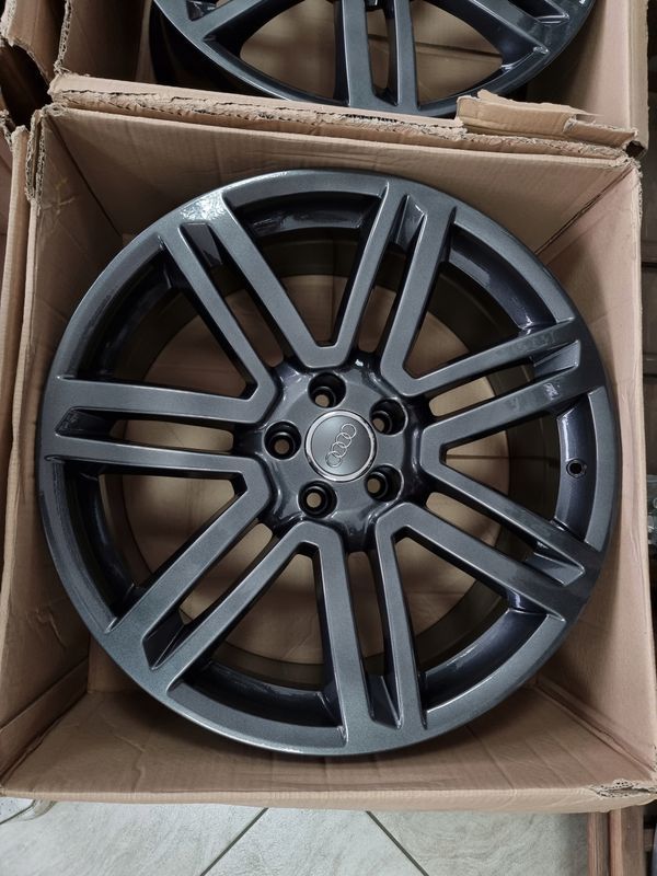 Grafit Felgi Audi Q7 A6 Rs6 S6 C7 A7 Rs7/20 Cali