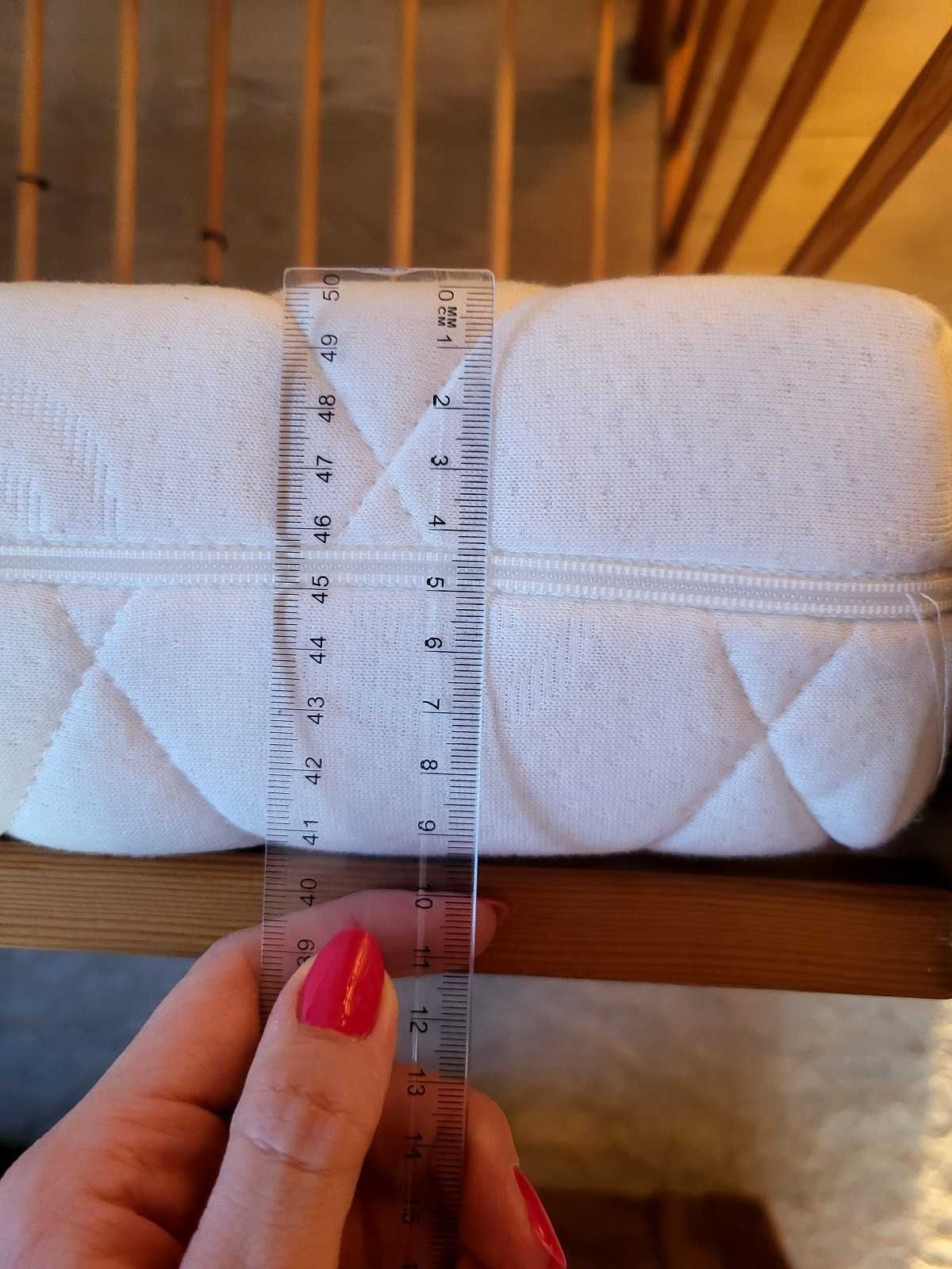 Łóżeczko z materacem Hilding Dobranocka, ochraniaczem Ikea, kołderkami